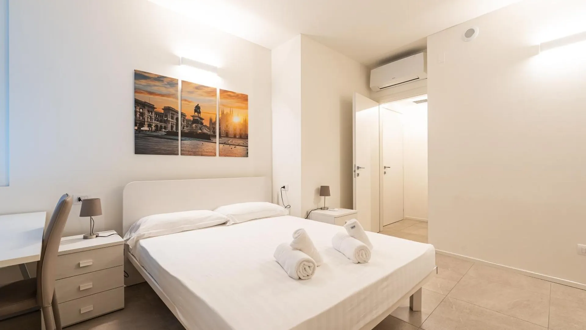 Elegante Bilocale Isola A - Mirable Pm Apartment Milan 0*,  Italy