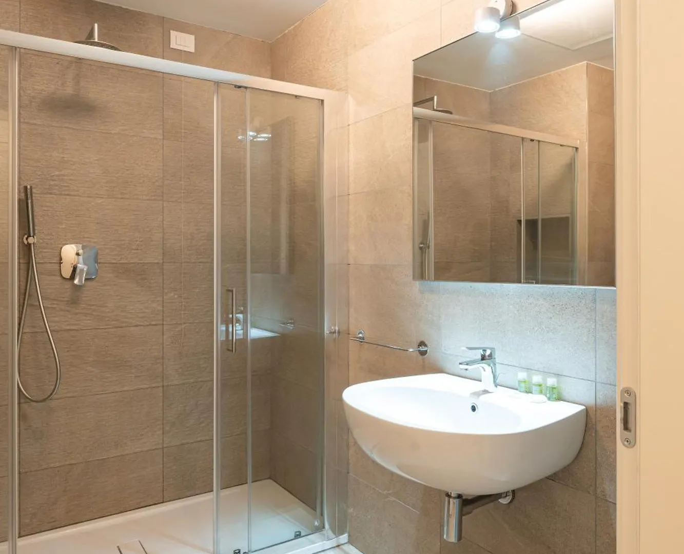 Elegante Bilocale Isola A - Mirable Pm Apartment Milan